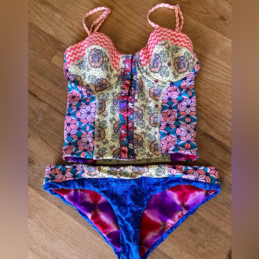 Maaji Mystic Path Corset/Bustier Swimsuit - 3-Piece Set - Top/Bottom/Swim Shorts